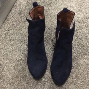 Size 8 Jeffrey Campbell bootie